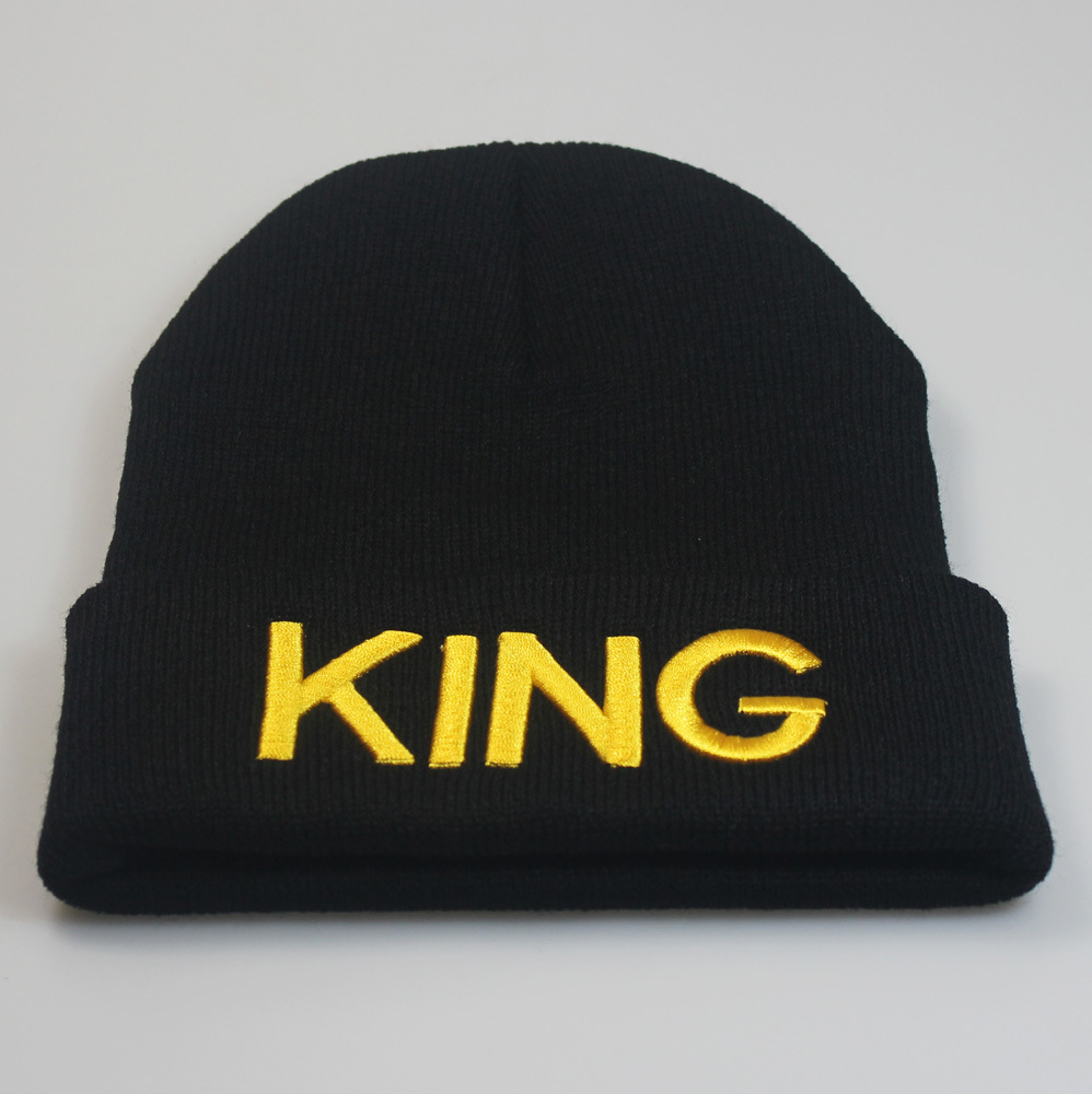 Bonnet Couple KING & QUEEN – Style Chic et Tendance